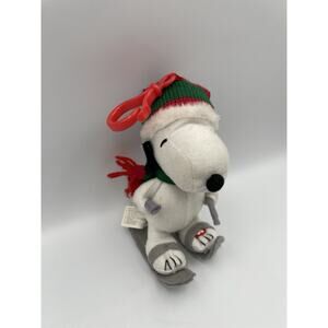Vintage Skiing Winter Snoopy Stuffed Christmas Musical Plush 7” RARE